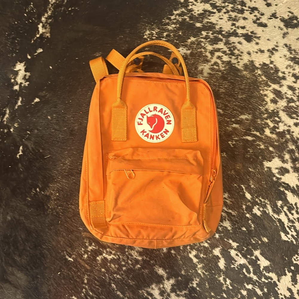Fjalraven kanken orange